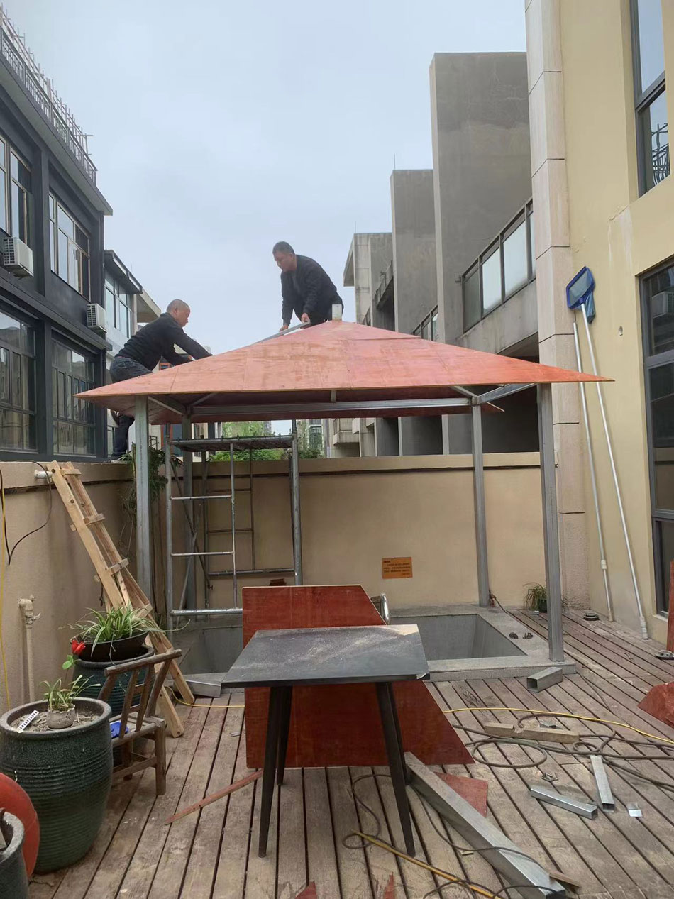 設(shè)計(jì)師赴湯城麓墅溫泉民宿提質(zhì)改造現(xiàn)場進(jìn)行工作指導(dǎo)及設(shè)計(jì)辦公 設(shè)計(jì)師赴湯城麓墅溫泉民宿提質(zhì)改造現(xiàn)場進(jìn)行工作指導(dǎo)及設(shè)計(jì)辦公